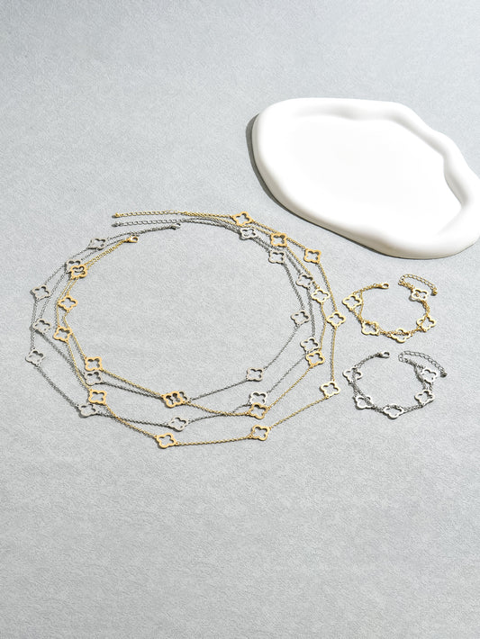 "In Deep Thoughts" Silver Necklace and Bracelet Set
